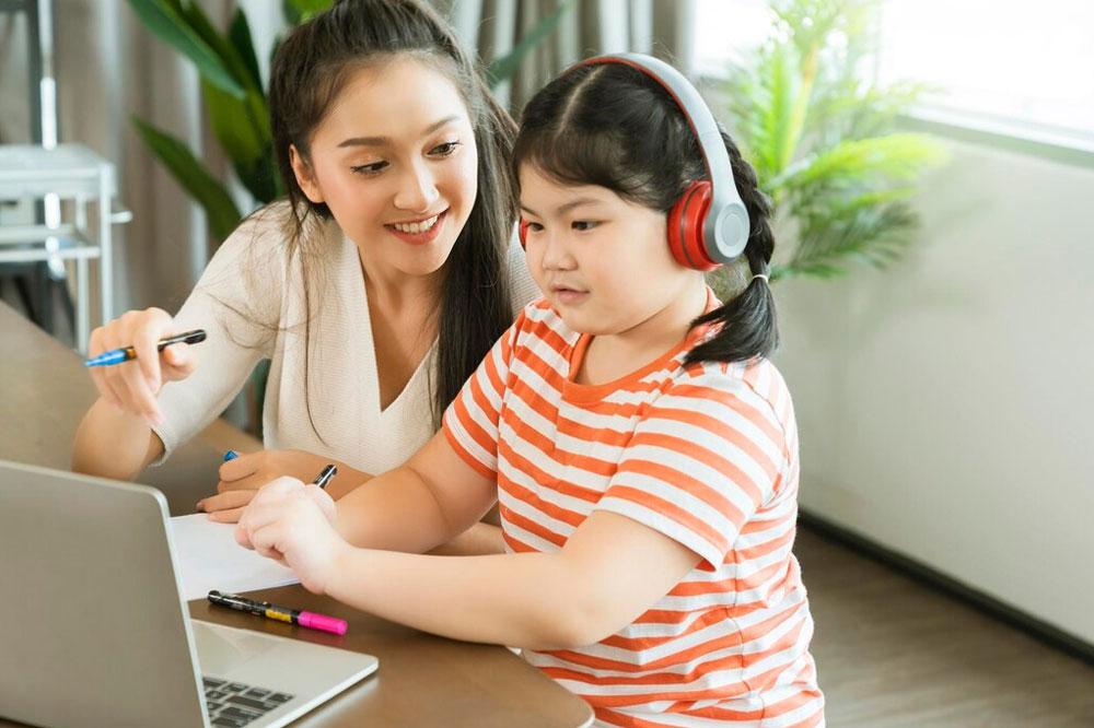 Lập trình Robotics: Cánh cửa mở ra tương lai công nghệ cho bé