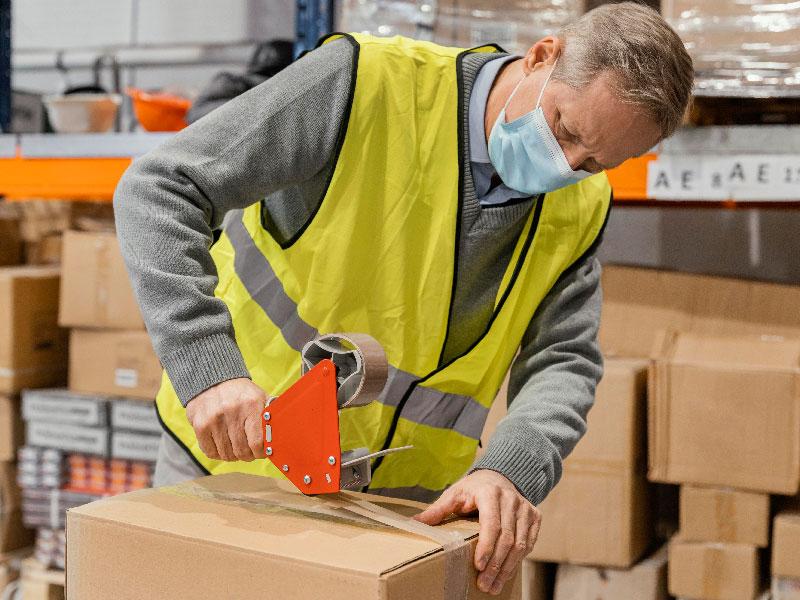 Quy trình đóng gói và chằng buộc hàng hóa tiêu chuẩn trên xe tải 18 tấn để tránh rung lắc