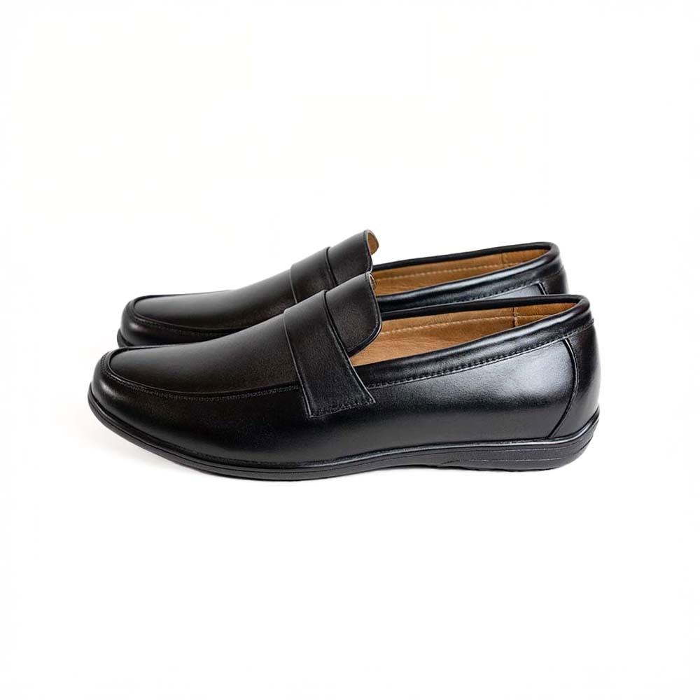 Giày lười Basic Moccasin da bò màu đen