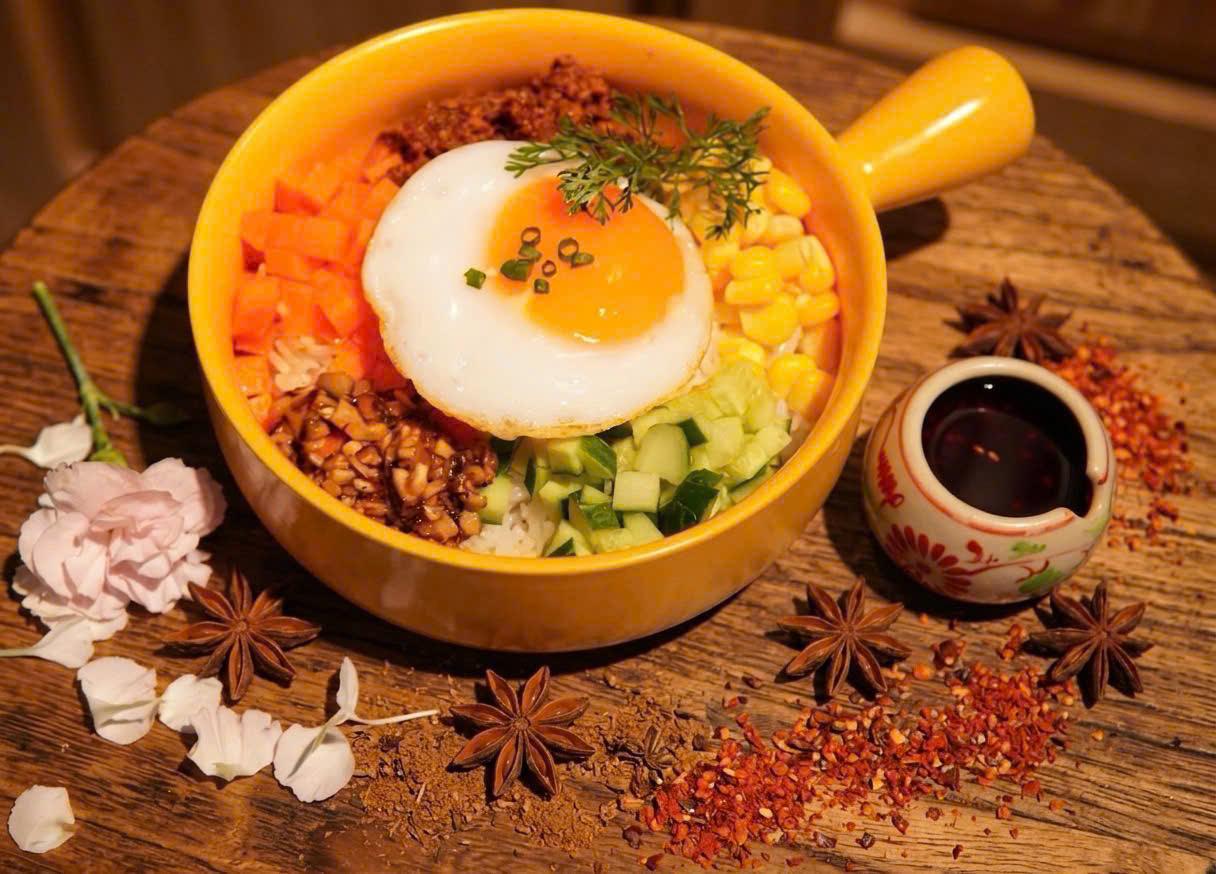 Cơm trộn vị cay
