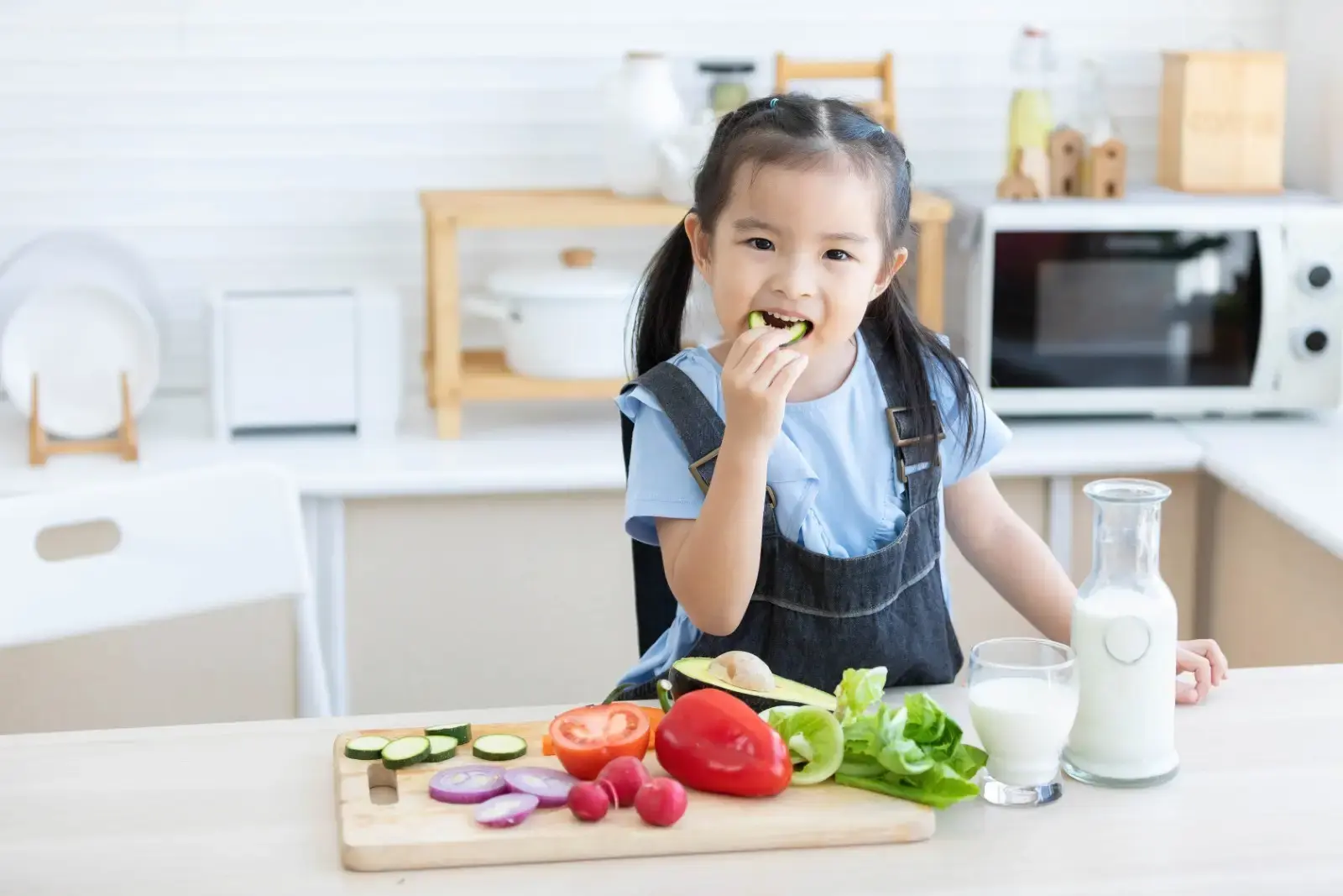 Tháp dinh dưỡng chuẩn cho trẻ nhỏ trong giai đoạn phát triển vàng