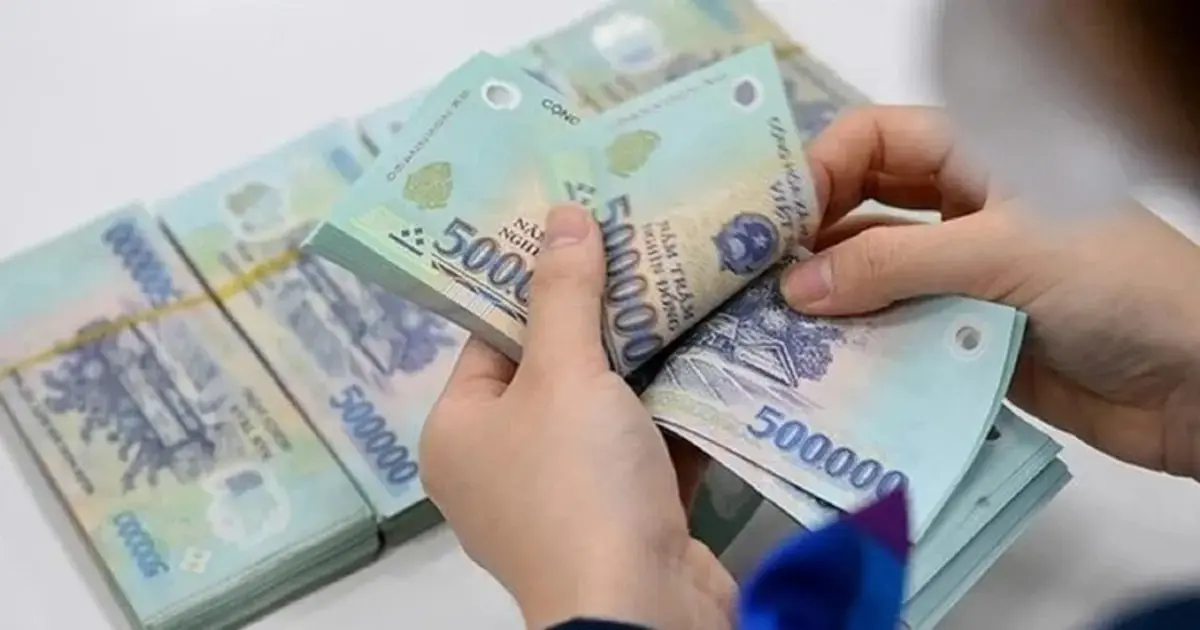 Không ký hợp đồng lao động, khi nào bị khấu trừ thuế 10%?