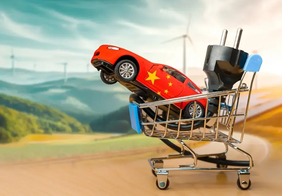 Rút ngắn thời gian sạc ngang với đổ xăng, xe điện bứt tốc giữa bão giá