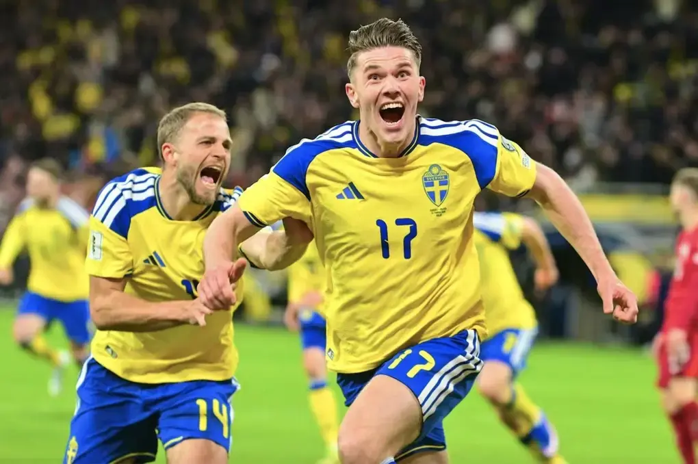 Tranh c&atilde;i gay gắt về tấm v&eacute; dự World Cup 2026 kh&oacute; tin nhất - 1